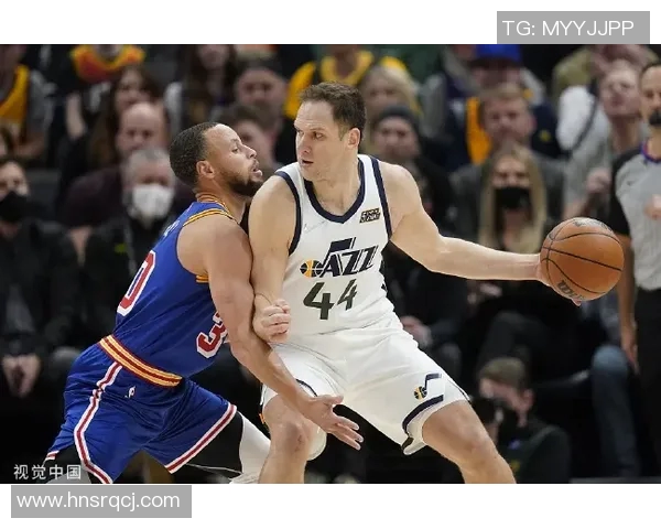 乔丹克拉克森：从替补到全明星的华丽转身与篮球传奇之路